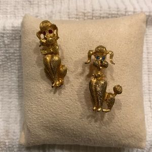 Poodle pins